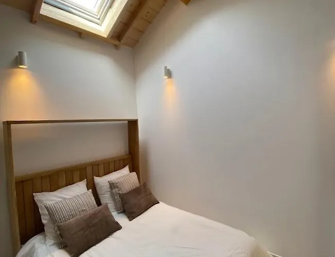 Le Refuge Du Milan בית נופש Bertren